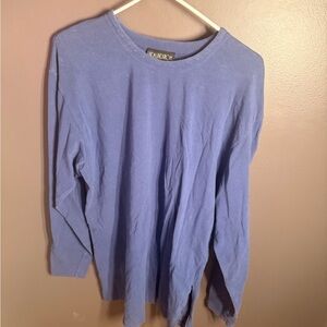 Linda Lundstrom violet blue long sleeve light top/sweater.